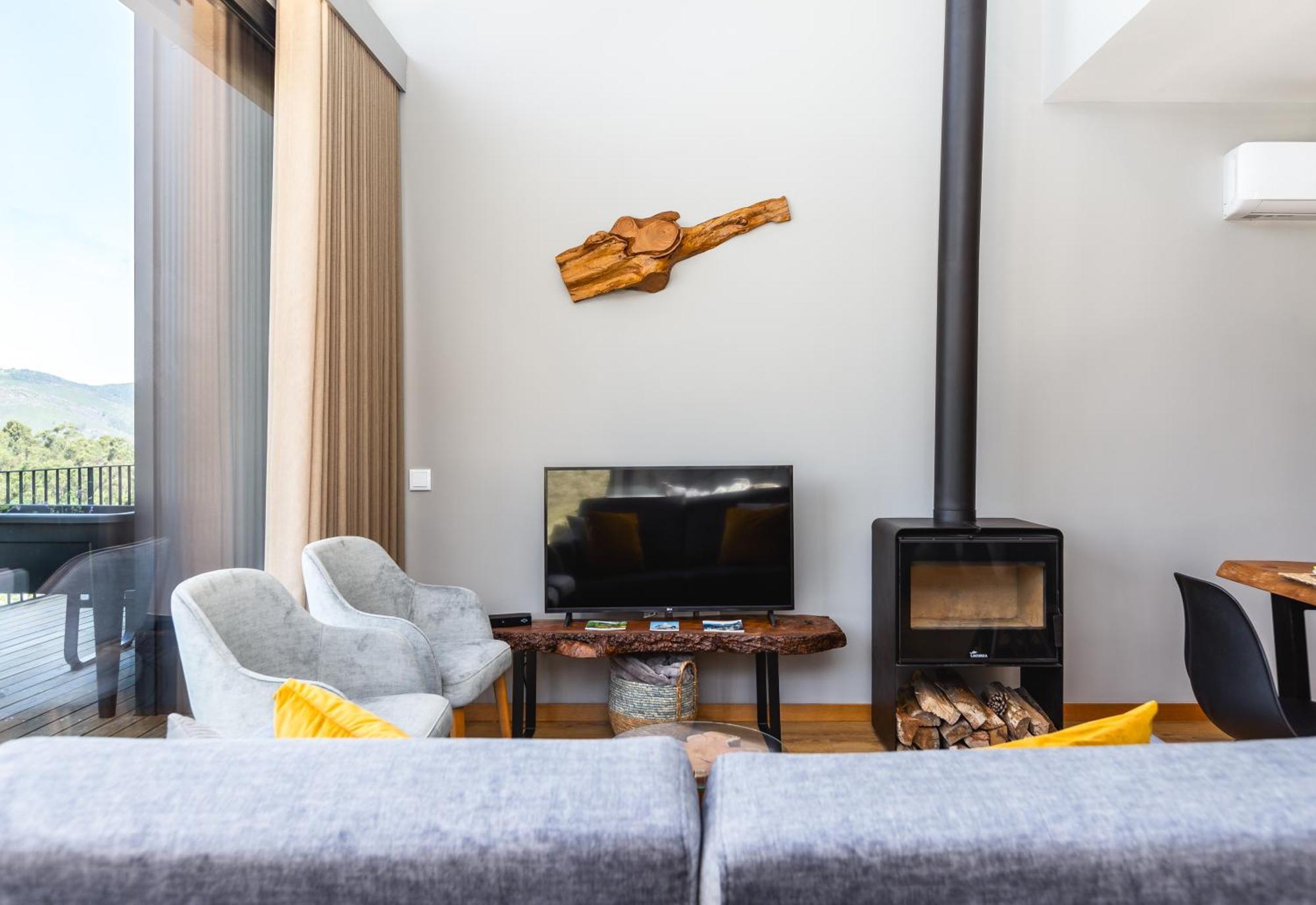 Casas De Bouro 2 Casa Dos Jarros Villa แตร์ฮัส เจ บอว์โร ภายนอก รูปภาพ